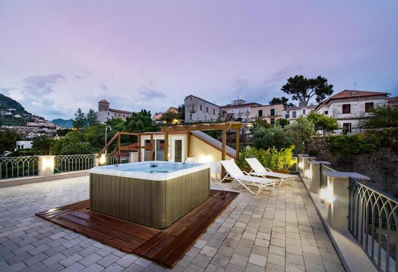 带1个卧室的带阳台的公寓, Ravello House