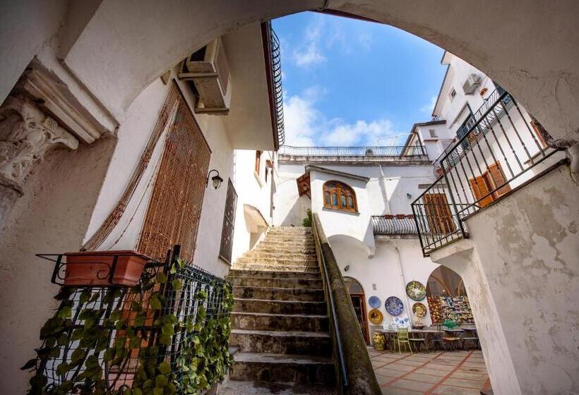 침실 1개 아파트, Ravello House