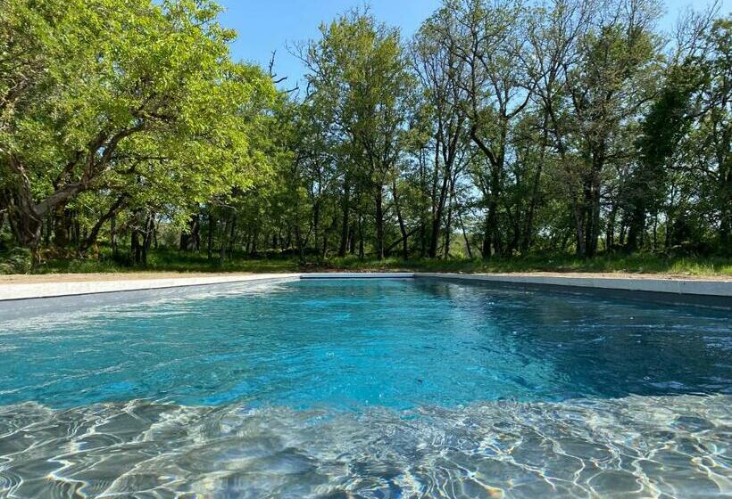 Дом 1 Спальня, Le Domaine Quercus