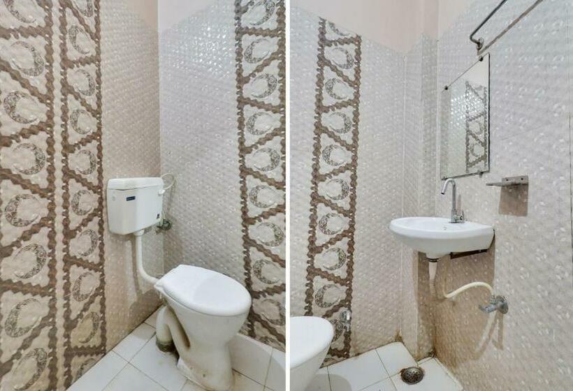 اتاق کلاسیک سه تخته, The Mangalam Guest House