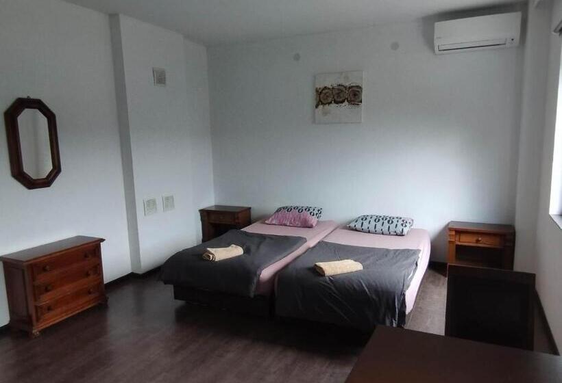 マウンテンビュースタンダードルーム, стаи за гости La Place студен кладенец