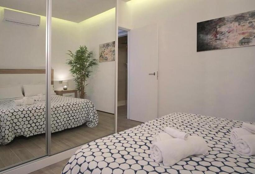 דירת חדר עם טרסה, Pueblo Canario