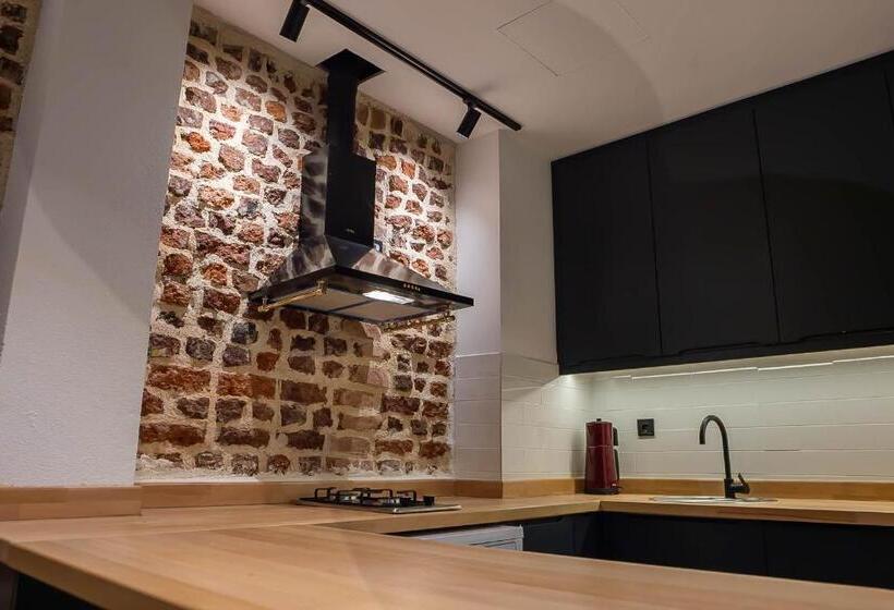 套房, Alness Residence