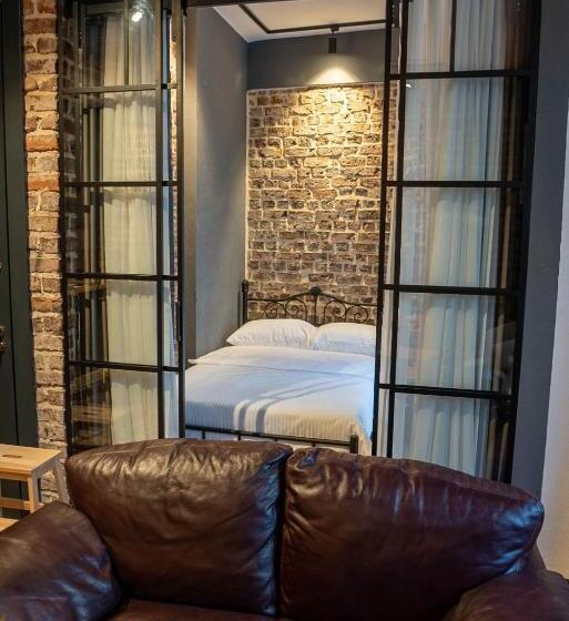 套房, Alness Residence