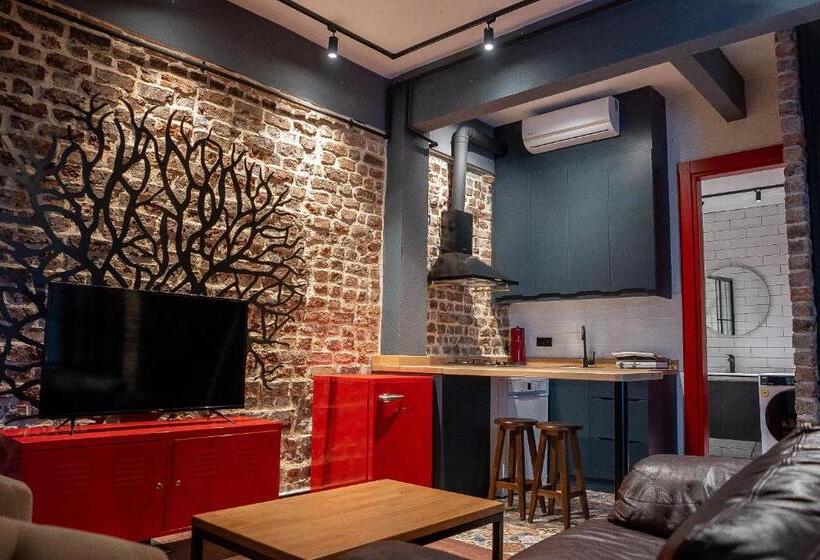 スイート, Alness Residence
