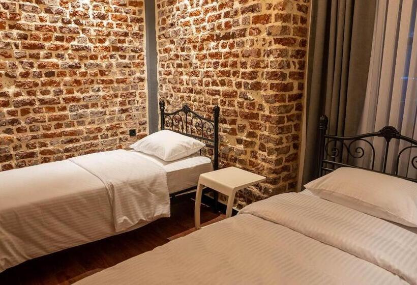 家庭间, Alness Residence