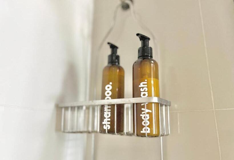 استودیو استاندارد با بالکن, Big Condo Across Manila Airport W/ Wifi