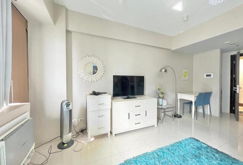 استودیو استاندارد با بالکن, Big Condo Across Manila Airport W/ Wifi