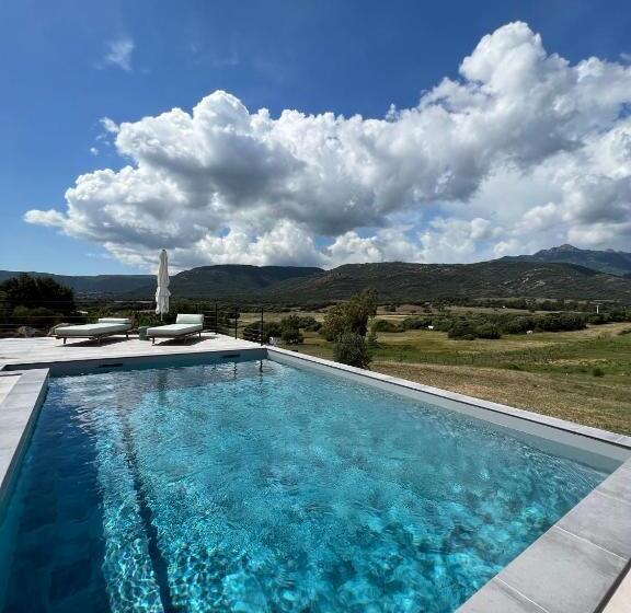 Номер Deluxe, Le Petit Hôtel De Pianottoli Caldarello