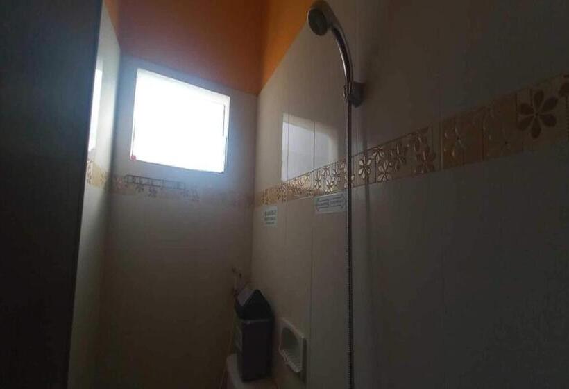 Номер Стандарт, Oyo 92629 Pondok Kawandya