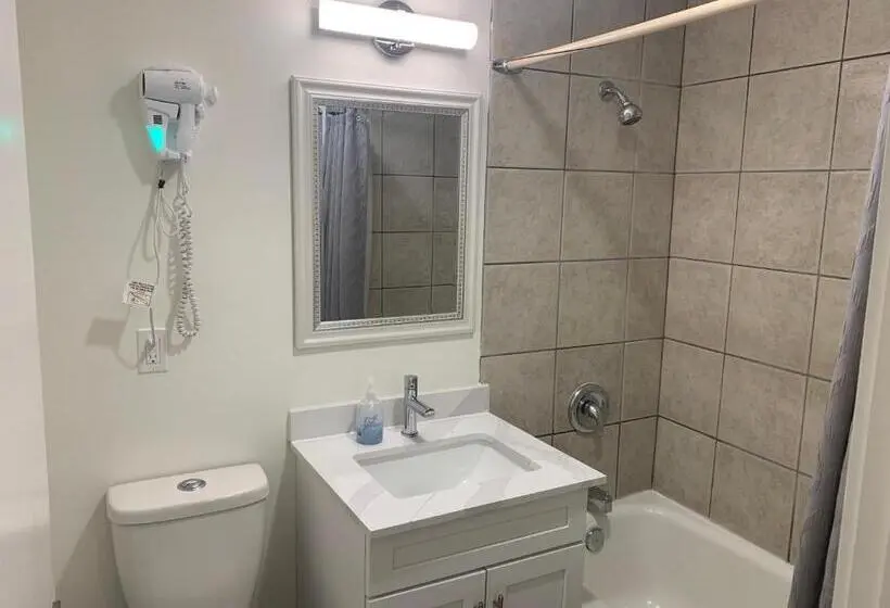 キングサイズベッドのスタンダードルーム, Destination Inn Cache Creek
