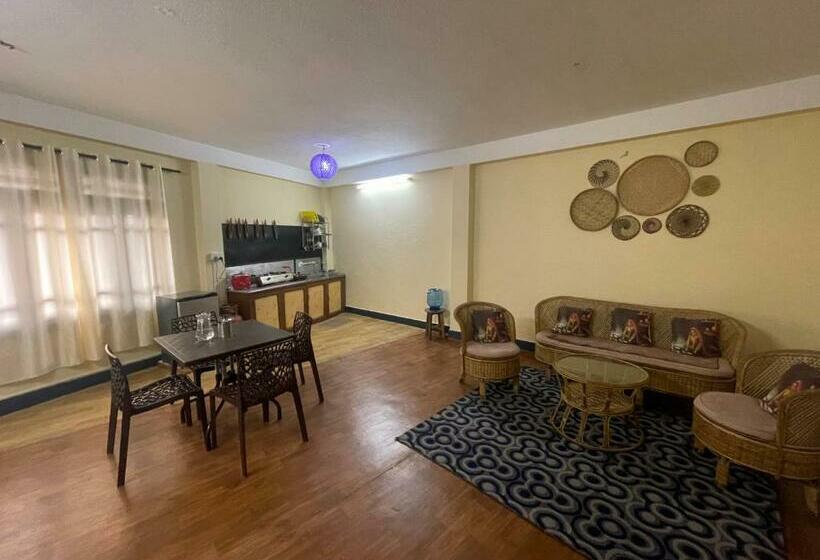 اتاق استاندارد, Dzambala Home
