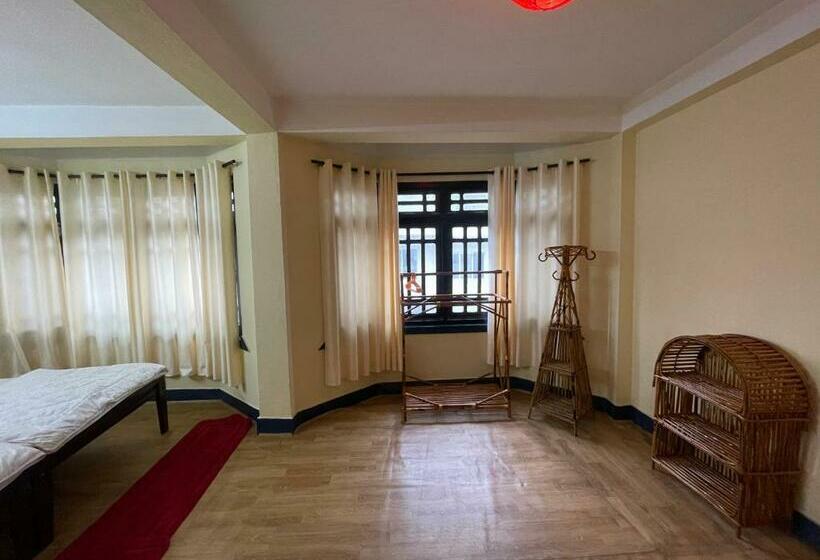 اتاق استاندارد, Dzambala Home