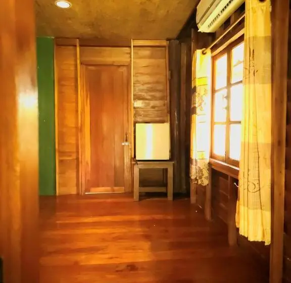 اتاق استاندارد, Pai Kiniman Resort
