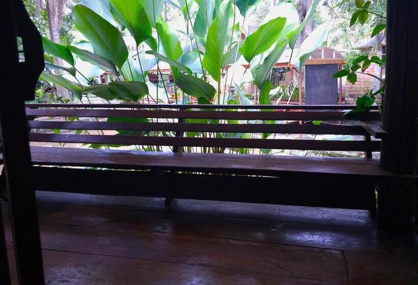 חדר דלוקס עם מרפסת, Pai Kiniman Resort