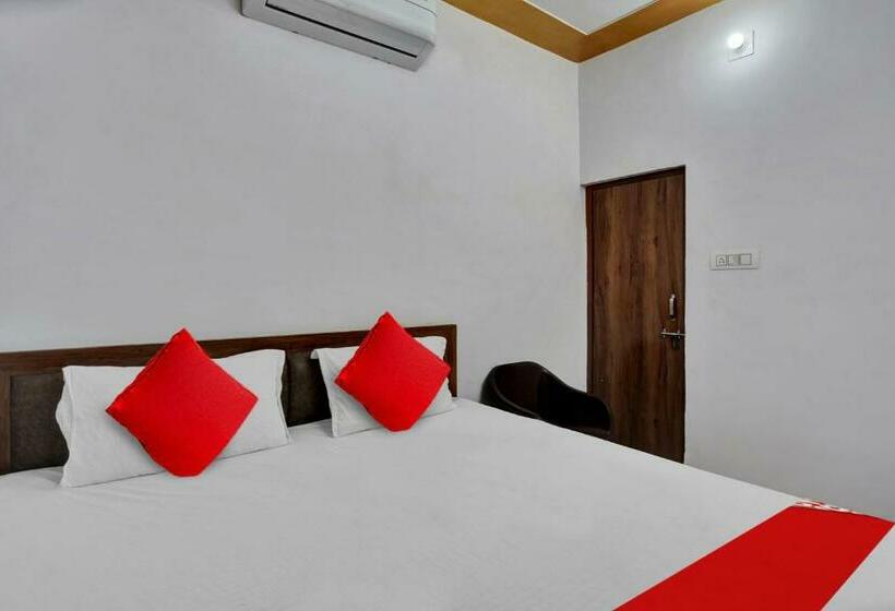 غرفة كلاسيكية ثلاثية, Oyo Flagship 81377 Redstone