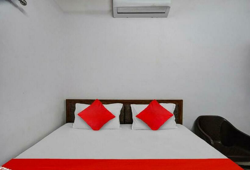 غرفة كلاسيكية ثلاثية, Oyo Flagship 81377 Redstone