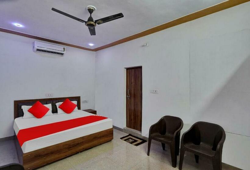 غرفة كلاسيكية ثلاثية, Oyo Flagship 81377 Redstone