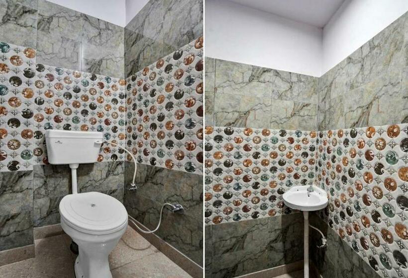 غرفة كلاسيكية ثلاثية, Oyo Flagship 81377 Redstone