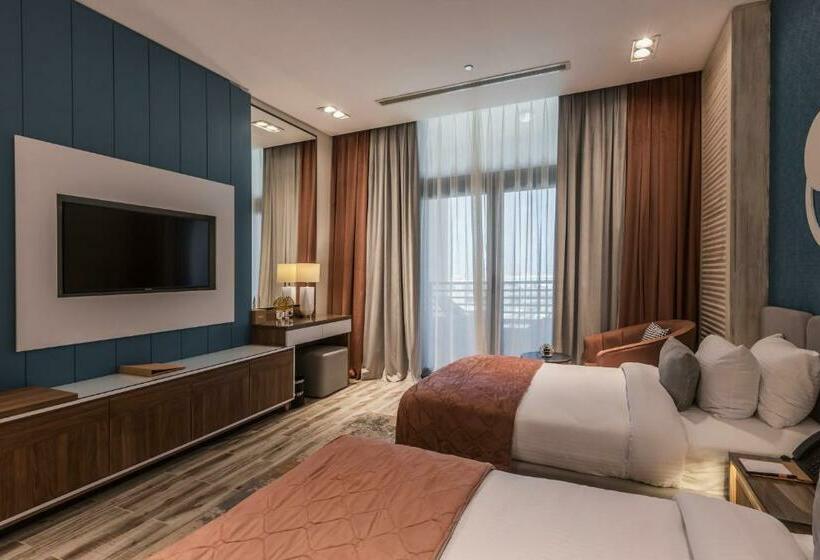 اتاق لوکس با چشم‌انداز دریاچه, Tolip Resort Paradise New  Alamein