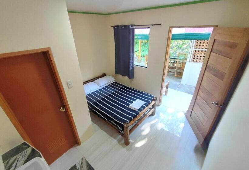 ガーデンビュースタンダードルーム, Rose Apartments