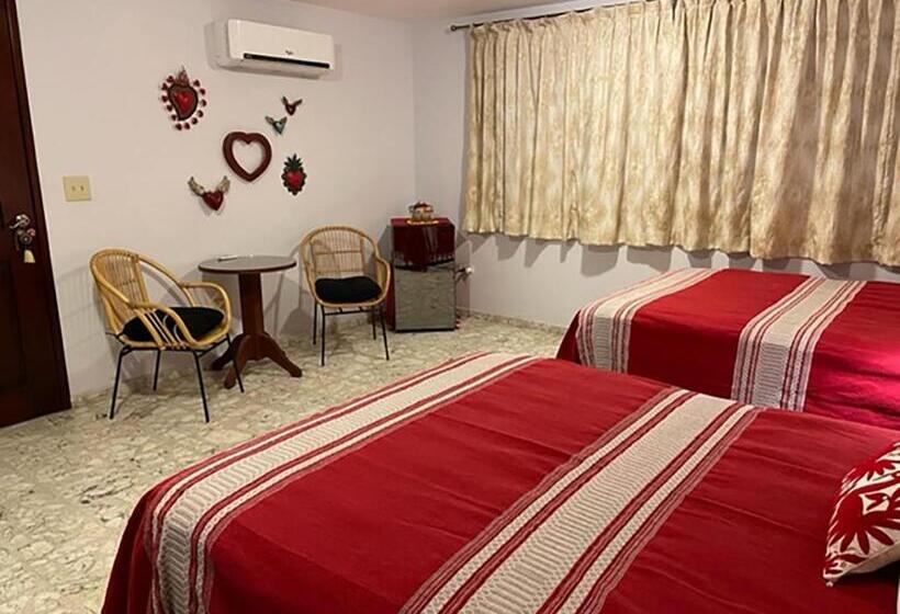 スタンダードルーム, Reina Del Mar