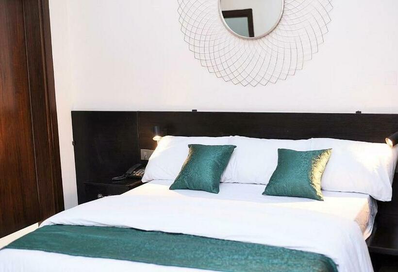 デラックスルーム, Abi S Place