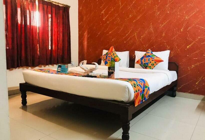 Quarto Deluxe, Singhasan House