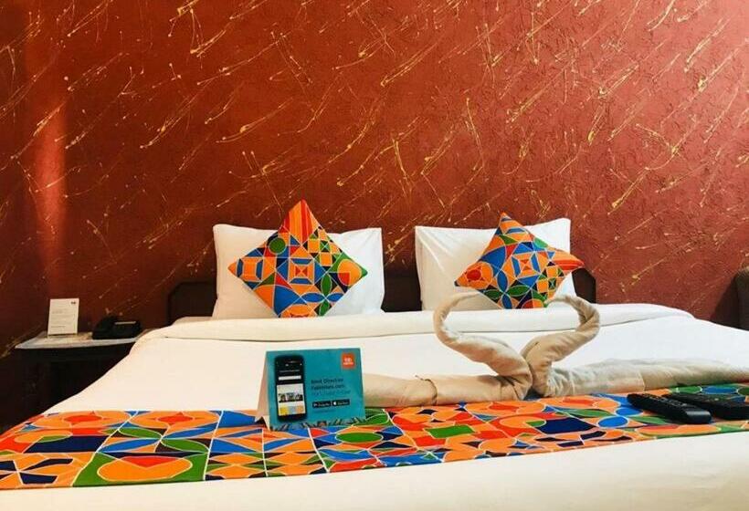 غرفة ديلوكس, Singhasan House