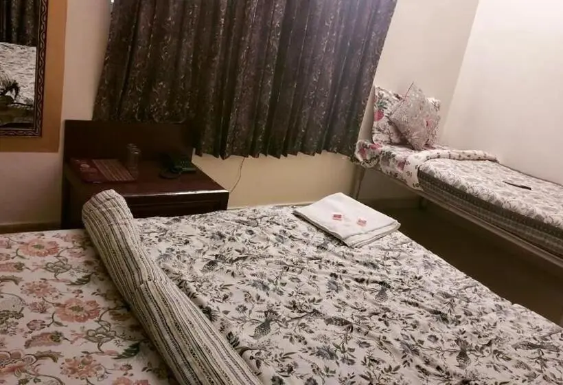 Chambre Deluxe avec Balcon, Singhasan House