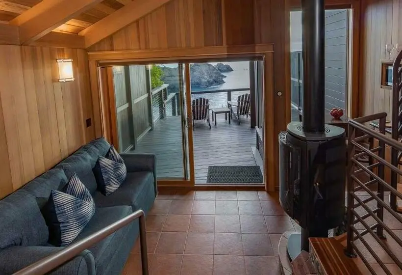 Deluxe Suite Sea View, Sacred Rock Inn