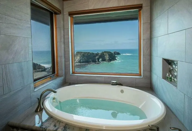 Deluxe Suite Sea View, Sacred Rock Inn