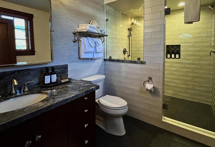 스탠다드 룸 킹사이즈 침대, Sacred Rock Inn