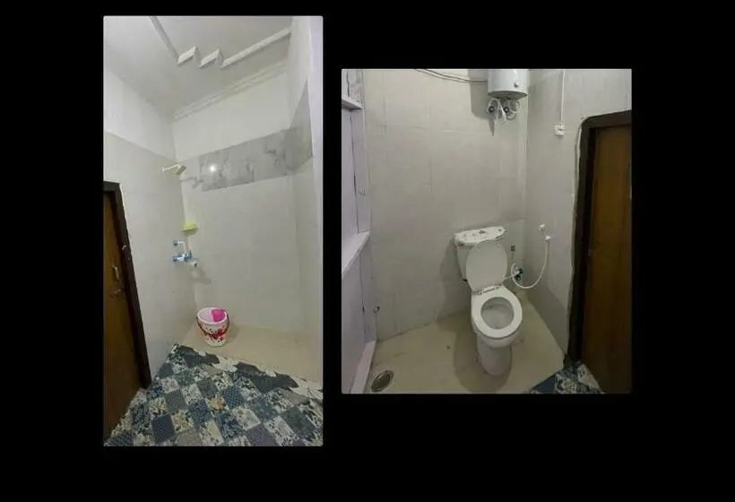 ルームシェアのワンベッド, Travel Monkey Hostel