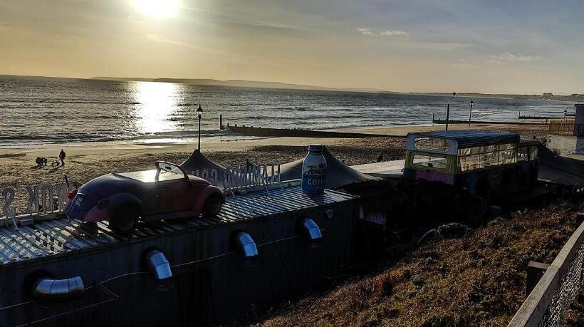 غرفة قياسية فردية حمام مشترك, Cosy Bee And Apartment