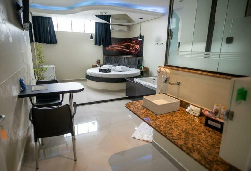 スタンダードルーム, Prime Motel Americana