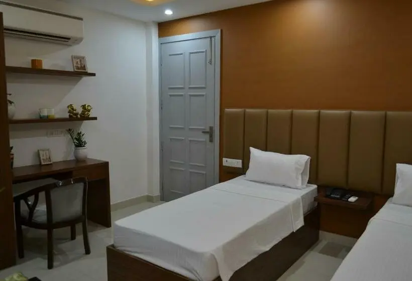 تختخواب در اتاق مشترک, Covie Gurugram 108