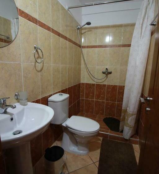 اتاق استاندارد, Grandma S Home