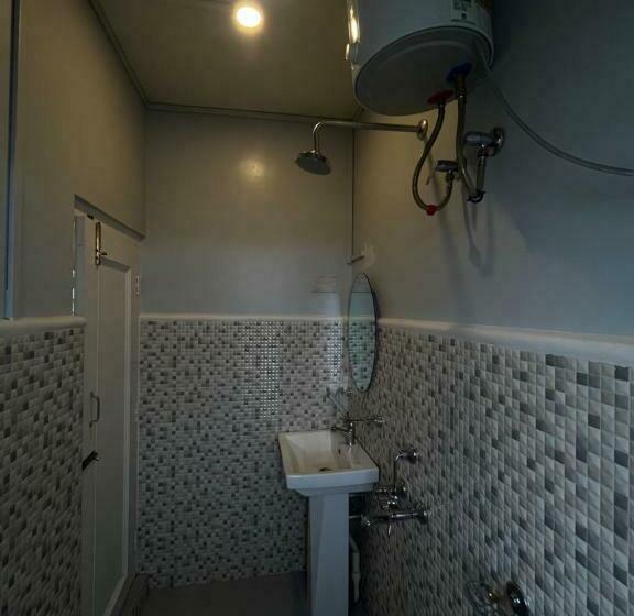 スーペリアールーム, The Ark Guest House   Shillong