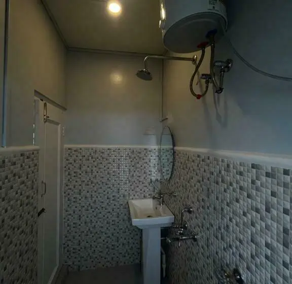 スーペリアールーム, The Ark Guest House   Shillong