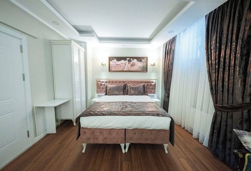 חדר דלוקס לארבעה, Solomon S Mansion Hotel Istanbul