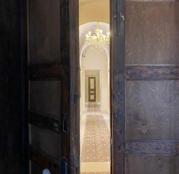 جناح, Castello Ducale Colonna Resort