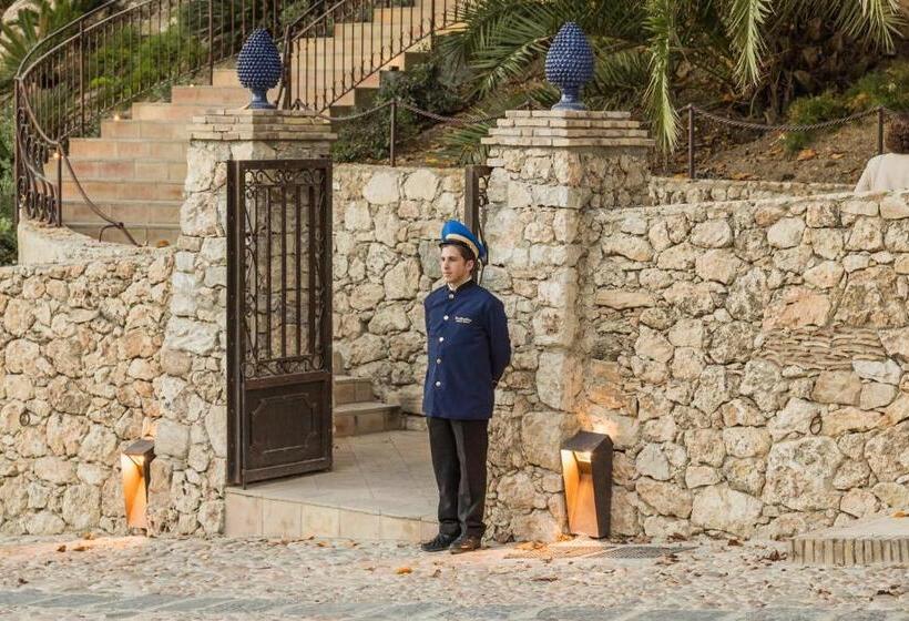 سوئیت پرزیدنت, Castello Ducale Colonna Resort