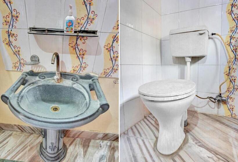 اتاق کلاسیک سه تخته, Oyo Flagship 81326 Amba Guest House