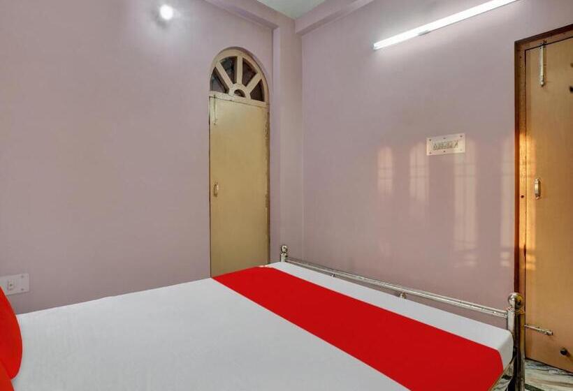 اتاق کلاسیک سه تخته, Oyo Flagship 81326 Amba Guest House