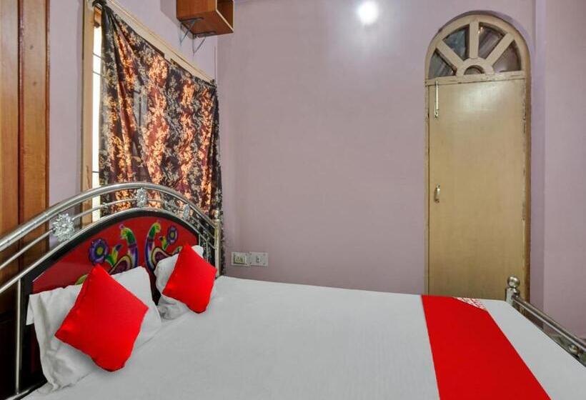 اتاق کلاسیک سه تخته, Oyo Flagship 81326 Amba Guest House