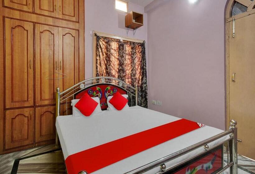 اتاق کلاسیک سه تخته, Oyo Flagship 81326 Amba Guest House
