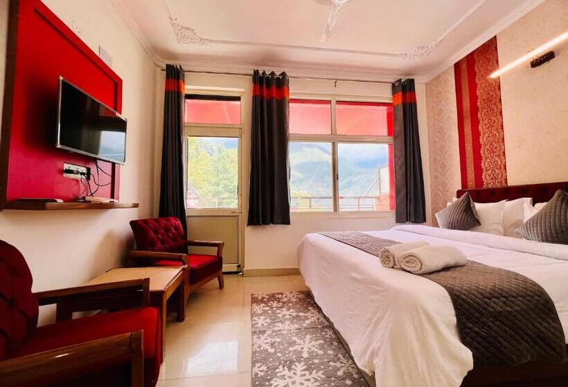 バルコニー付きデラックスルーム, Live Free Hostel, Mcleodganj