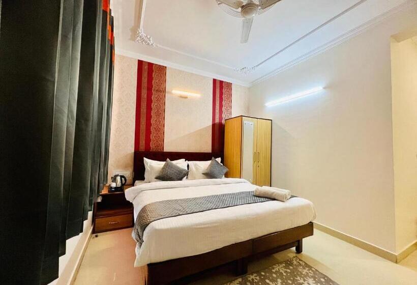 Quarto Deluxe com Sacada, Live Free Hostel, Mcleodganj