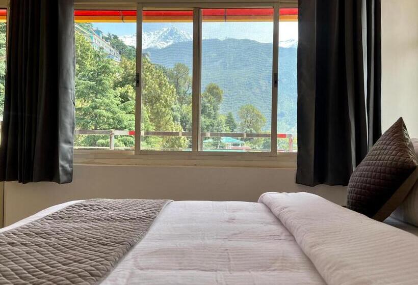 Quarto Estandar Cama King, Live Free Hostel, Mcleodganj